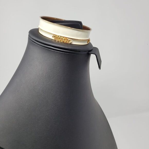 Vintage Gold Tone Metal Cream Enamel Bangle Bracelet 2pc Set Chain Detail Retro - Picture 7 of 8